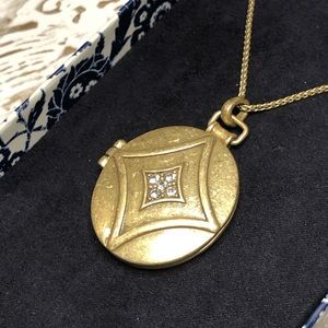 🍀LUCKY LOCKET🍀